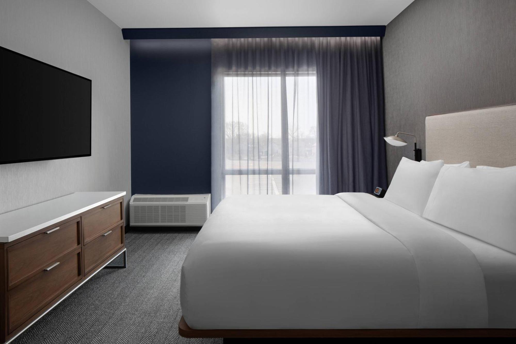 Courtyard By Marriott Lansing Downtown Hotel Eksteriør billede