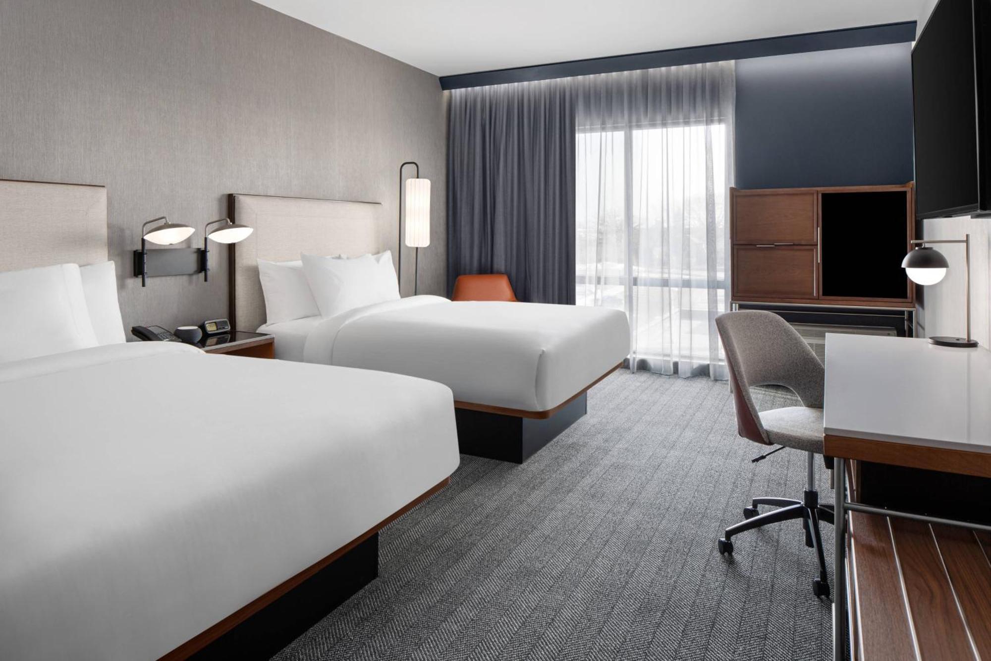 Courtyard By Marriott Lansing Downtown Hotel Eksteriør billede